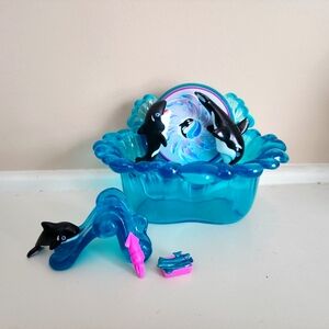 Littlest Pet Shop Vintage 1995 Shamu Family Playset